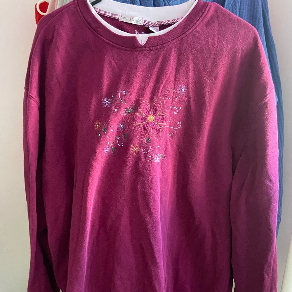 Hasting & Smith maroon crew neck with stitching